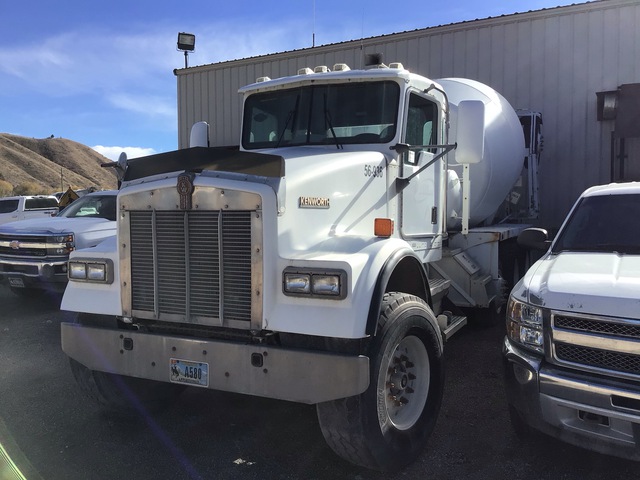 1999 Kenworth W900B 10x4 Mixer Truck