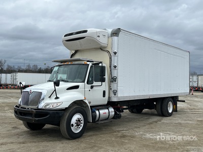 2018 International 4300 4x2 Refrigerated Truck