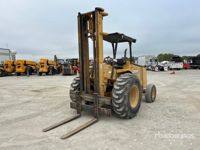 1998 John Deere 486E 6000 lb 4x2 Chariot élévateur tout terrain