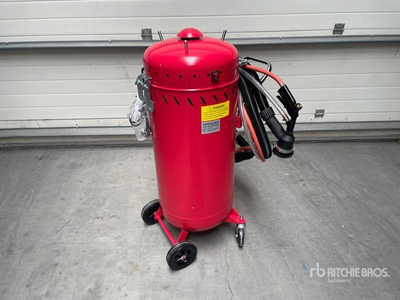2025 Big Red TRSB28 Portable Sand Blaster with Vacuum (Unused)