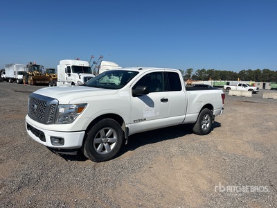 2019 Nissan Titan 4x2 Extended Cab Pickup