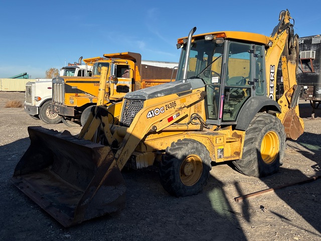 2005 John Deere 410G 4x4 Backhoe Loader (Inoperable) 2005 John Deere 410G 4x4 Backhoe Loader (Inoperable)