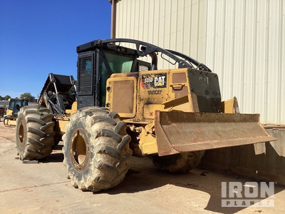 2018 Cat 535D 4x4 Clam Bunk Skidder