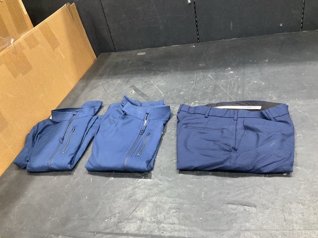 (43) Men's Trousers, (35) Women's Jackets, (7) Coats & Assorted Items (43) Men's Trousers, (35) Women's Jackets, (7) Coats & Assorted Items