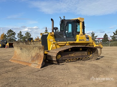 2011 Komatsu D61PX-15E0 Pipelayer