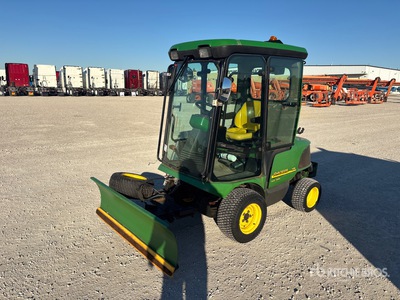 John Deere 1435 4x4 Tondeuse à gazon