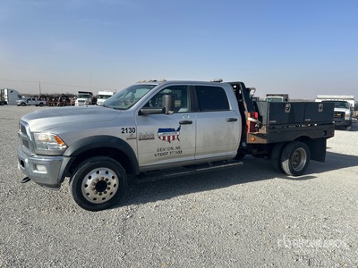 2014 Dodge 4500 SLT 4x4 Crew Cab Flatbed Truck