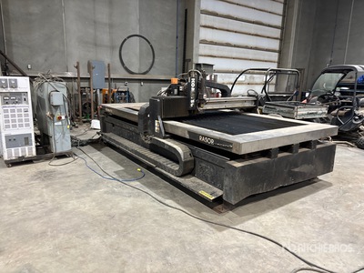 Komatsu G9120-II 575 A Plasma Down Draft Plasma-Schneider