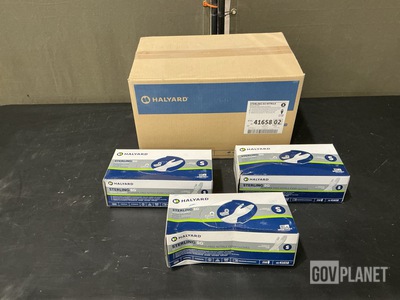 (20) Cases of Halyard 416568 Sterling SG Nitrile Exam Gloves