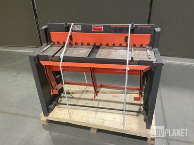 Dayton 13W872 37'' Foot Shear