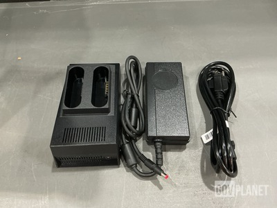 (4) Tektronix TEKCHG-01 Battery Chargers