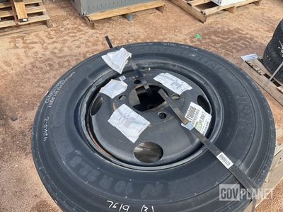 (2) Continental 10R22.5 Tires w/Wheels