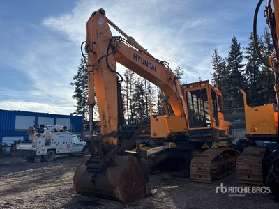 Hyundai 3026-9WFM Excavatrice sur chenilles