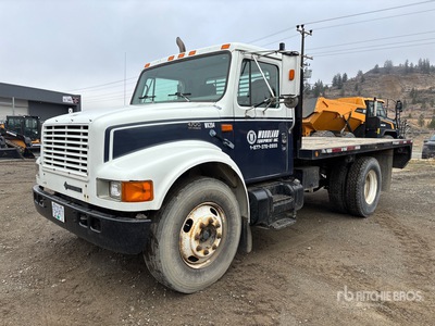 1997 International 4700 4x2 Flatbed Truck
