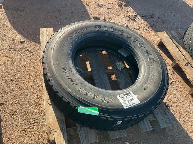 Firestone 11R22.5 14PR Tire Firestone 11R22.5 14PR Tire