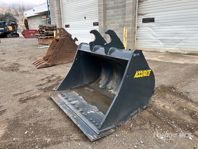 Accurate 65 in Q/C Cleanup Excavator Bucket - Fits Hyundai HX210 (Unused)