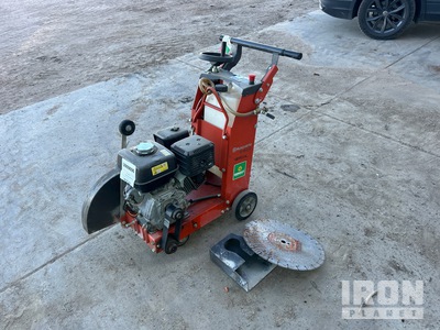 2021 Husqvarna FS400 Cortadora de Suelo
