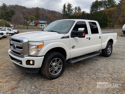 2015 Ford F-250 Lariat 4x4 Crew Cab Pickup