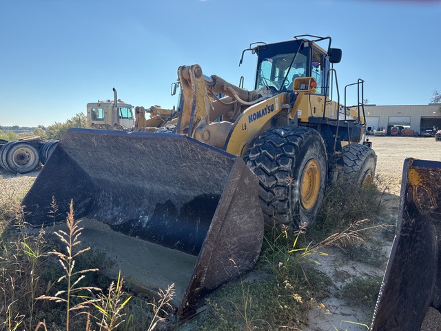 2006 Komatsu WA500-6 Wheel Loader (Inoperable) 2006 Komatsu WA500-6 Wheel Loader (Inoperable)