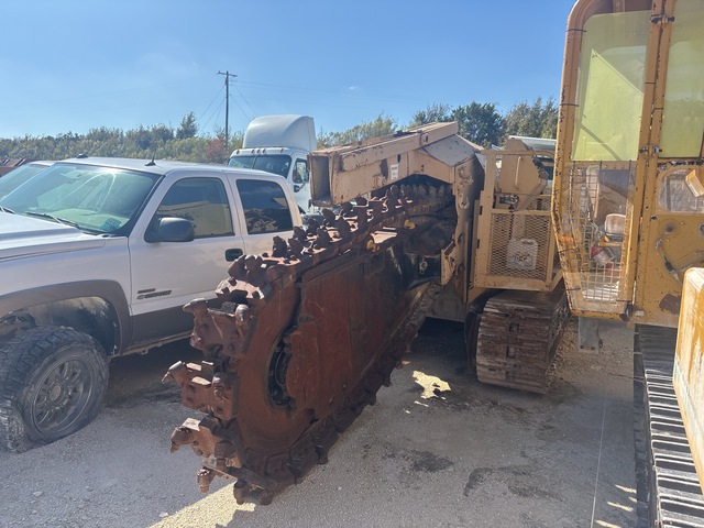 1992 Vermeer T655TR Tracked Trencher (Inoperable) 1992 Vermeer T655TR Tracked Trencher (Inoperable)