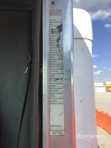 2017 Kenworth T800B 6x4 Tractocamion con Dormitorio / تراكتور شاحنة كابينة النوم (ثنائية المحور)