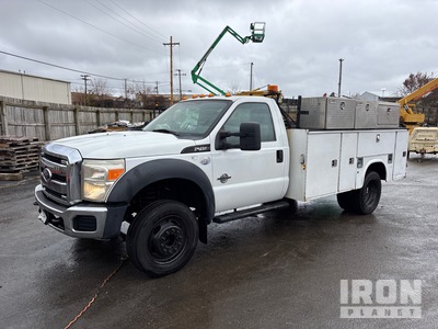 2014 Ford F-450 XL 4x2 Utility Truck