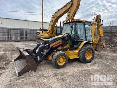 2005 Cat 420D 4x4 Graaflaadmachine