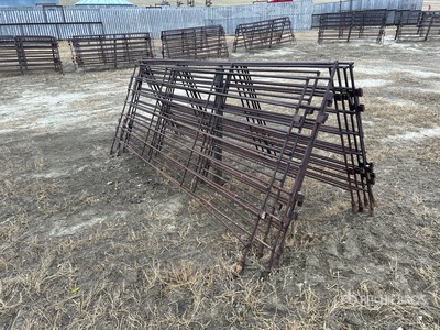 Quantity of (10) 12 ft Livestock Panel
