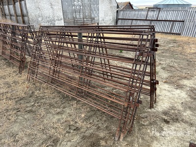 Quantity of (10) 10 ft Livestock Panel