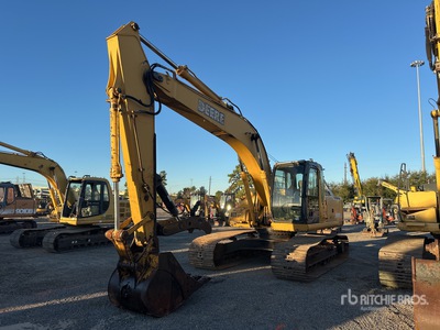 2004 John Deere 200C LC Tracked Excavator
