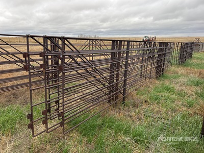 Quantity of (5) 24 ft Livestock Panel