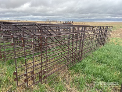 Quantity of (5) 24 ft Livestock Panel