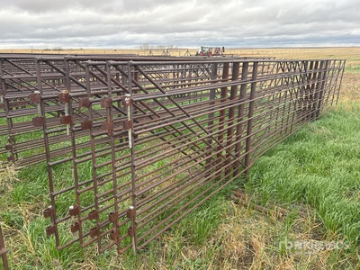 Quantity of (5) 24 ft Livestock Panel