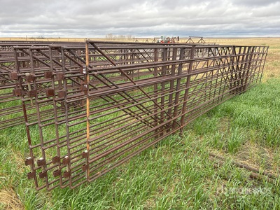 Quantity of (5) 24 ft Livestock Panel