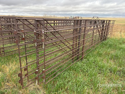 Quantity of (5) 24 ft Livestock Panel