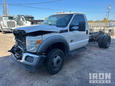 2012 Ford F-450 XL 4x2 Cab and Chassis