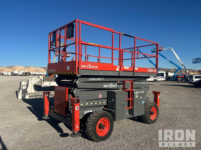 ELEVADOR TIJERA SKYJACK SJ8841RT