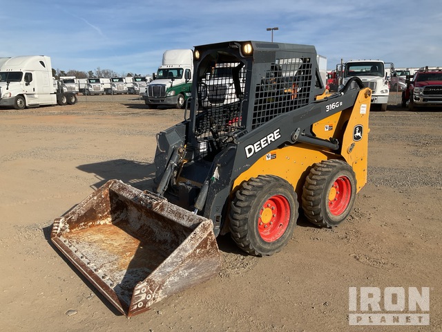 MINI CARGADOR SOBRE RUEDAS 2017 JOHN DEERE STEER
