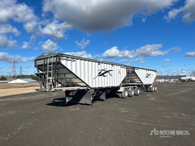 2014 Lode King Prestige Tri/A Super B-Train Lead Grain Trailer