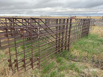 Quantity of (5) 24 ft Livestock Panel