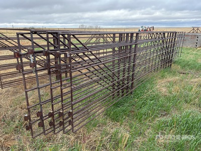 Quantity of (5) 24 ft Livestock Panel