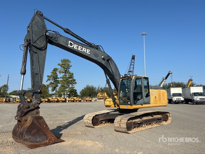 2008 John Deere 240D LC Tracked Excavator