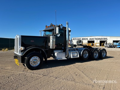 2008 Peterbilt 389 8x4 Tri/A Day Cab Truck Tractor