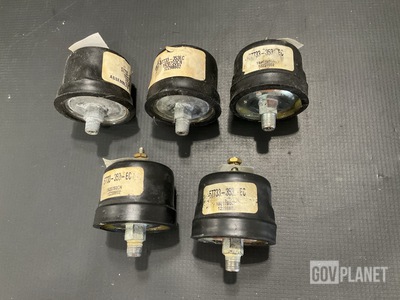 (210) Stewart Warner 57733-353EC Pressure Transmitters