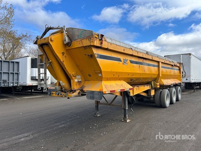 2014 Manac 44333 33 ft Tri/A Remolque banera