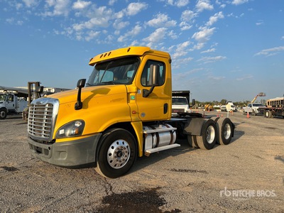 2016 Freightliner Cascadia 125 6x4 Cabeza Tractora Cabina Corta