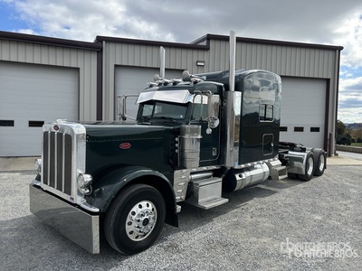 2016 Peterbilt 389 T/A Sleeper Truck Tractor