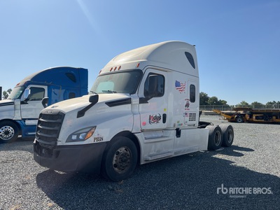 2019 Freightliner Cascadia 126 6x4 T/A Sleeper Truck Tractor