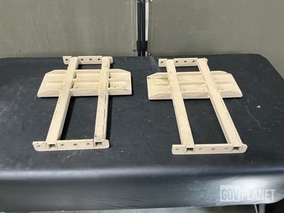 (17) Navistar Defense 3998554C5 Vehicular Brackets