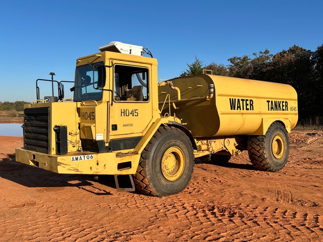 1990 Cat D25D 4x4 Water Truck